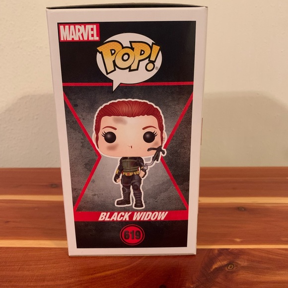 Funko Pop Black Widow - Picture 4 of 6
